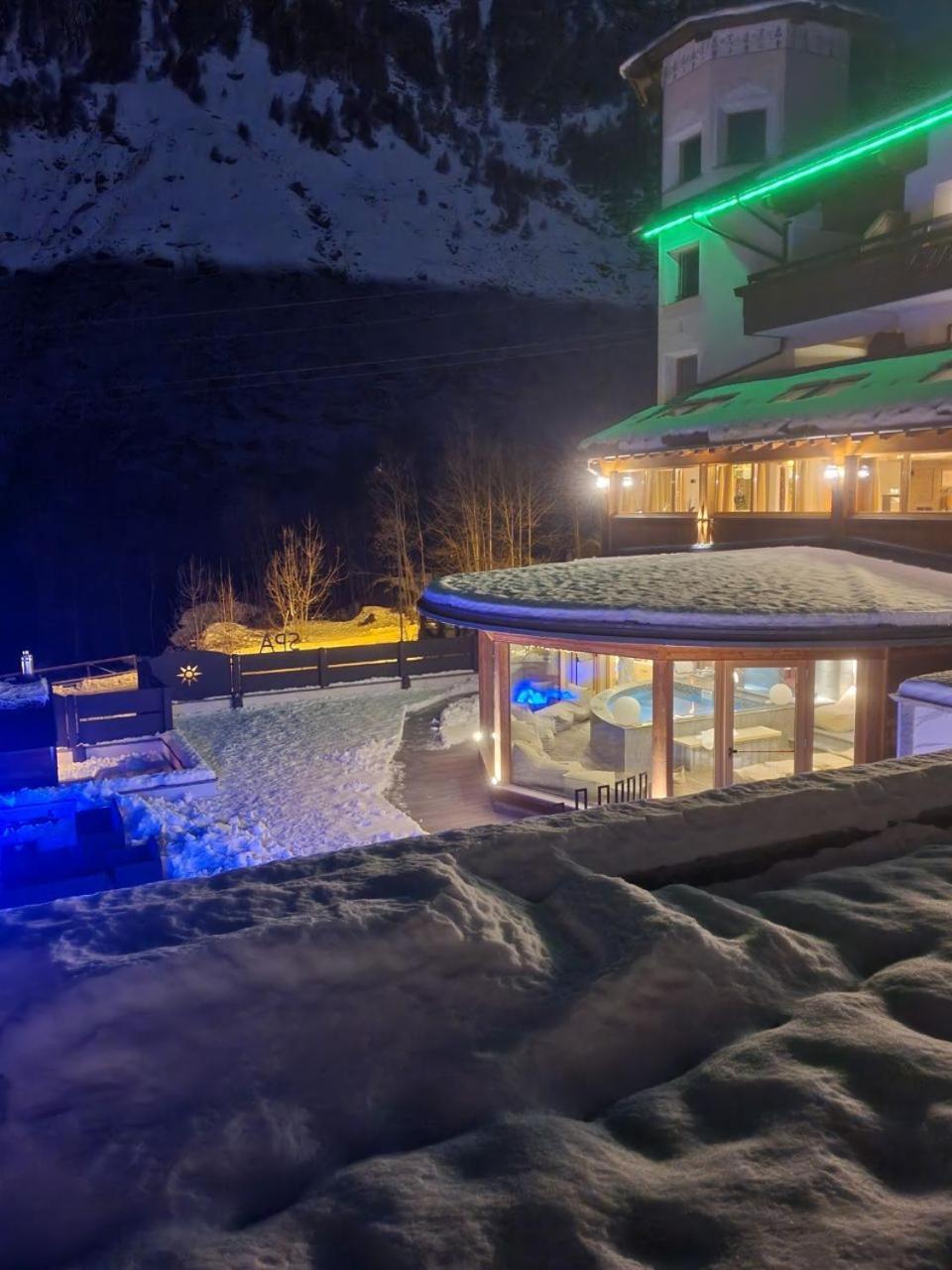 Alps Oriental Wellness Hotel Campodolcino Exterior foto
